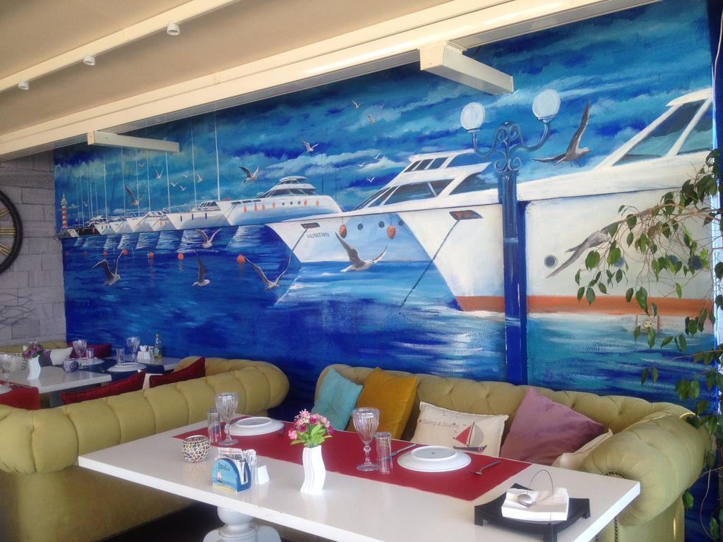 Alp Otel Restaurant Кючуккую Екстериор снимка